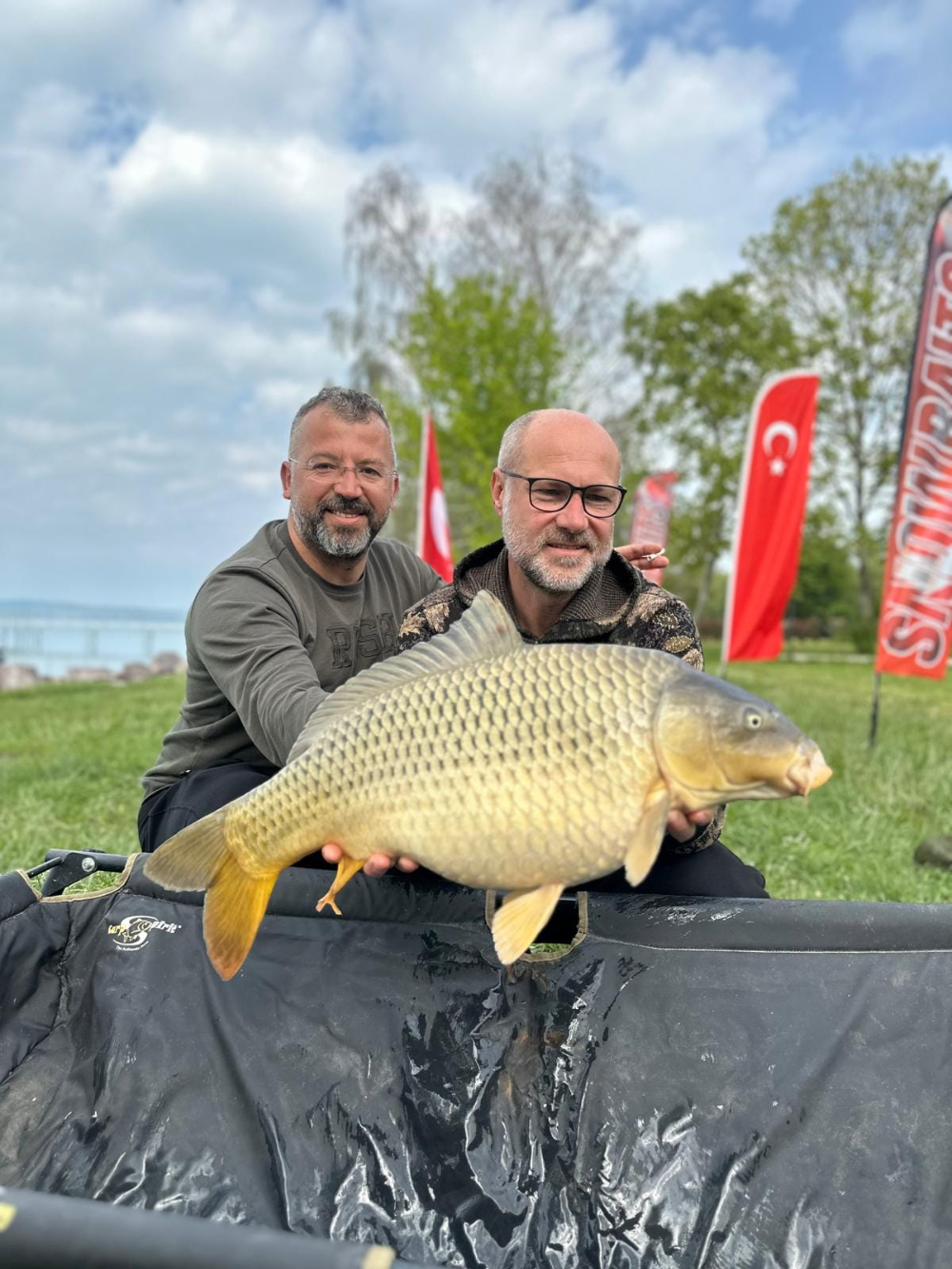 Sportif Balıkçılar Türk Bayrağını Dalgalandırmak için Dünya ile Yarışıyor